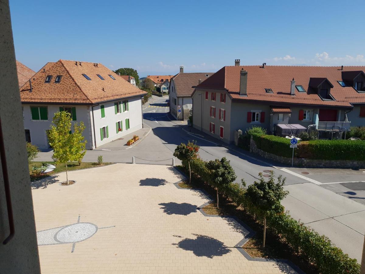 Auberge De Ballens Esterno foto