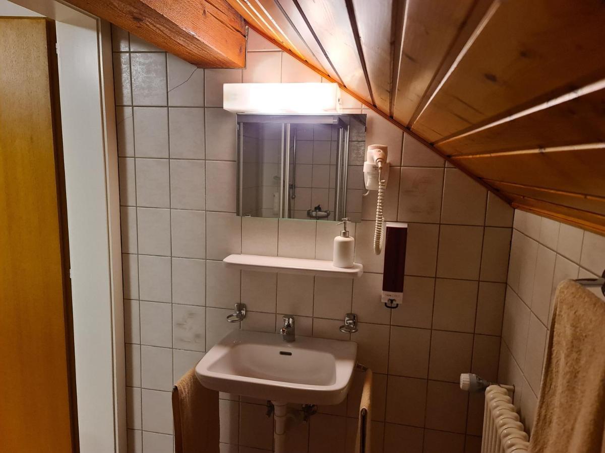 Auberge De Ballens Esterno foto