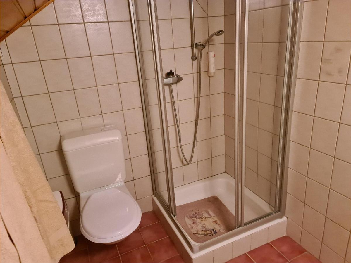 Auberge De Ballens Esterno foto