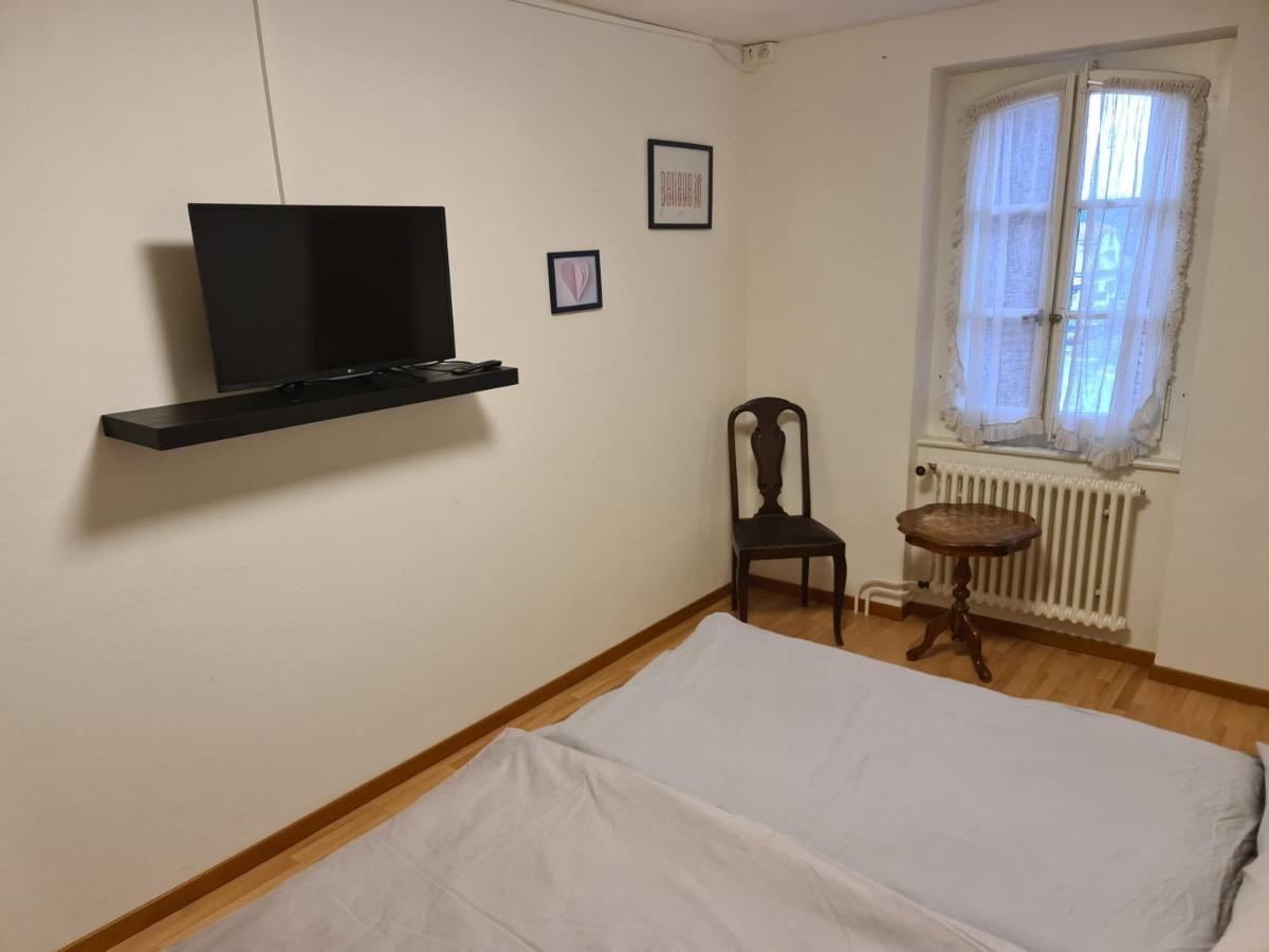 Auberge De Ballens Esterno foto