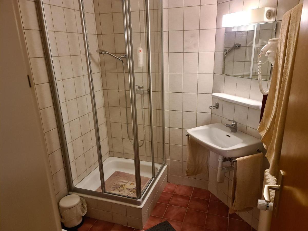 Auberge De Ballens Esterno foto