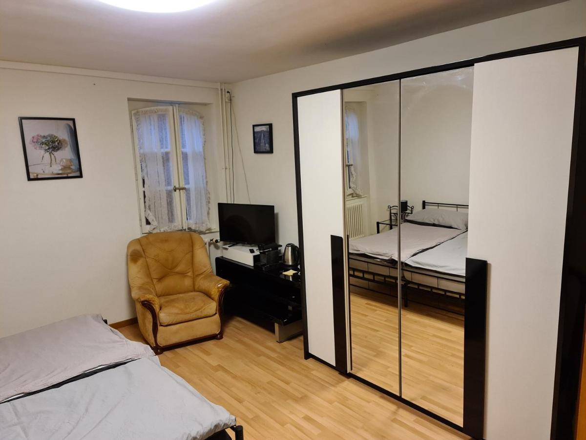 Auberge De Ballens Esterno foto