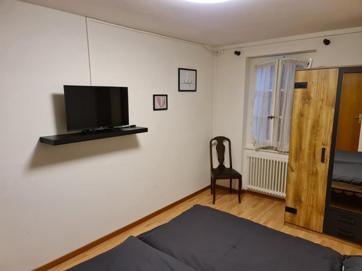 Auberge De Ballens Esterno foto
