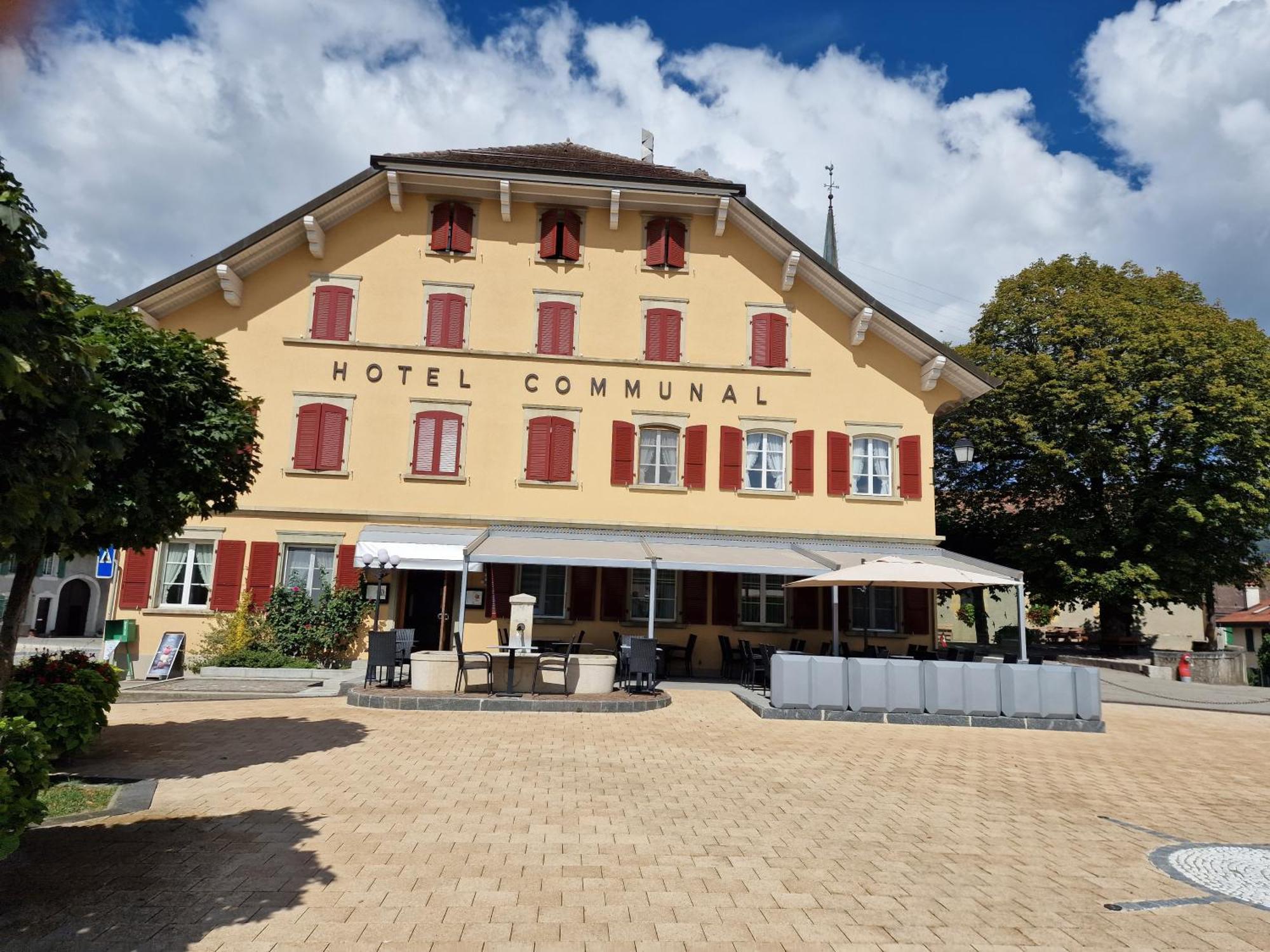 Auberge De Ballens Esterno foto